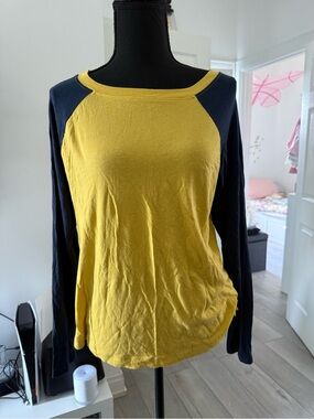 Treasure & Bond Two-Tone Raglan Long Sleeve Top - Yellow & Navy